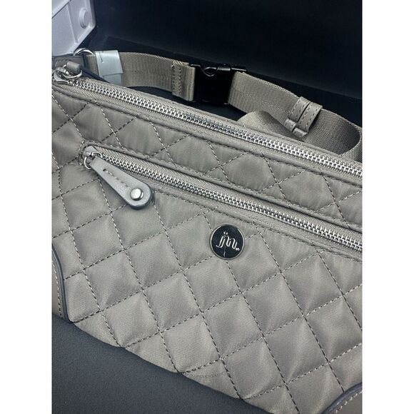 Jessica Moore Taupe Quilted Sling/Fanny Pack New With Tag And Bag. JM-405TP - Picture 10 of 10